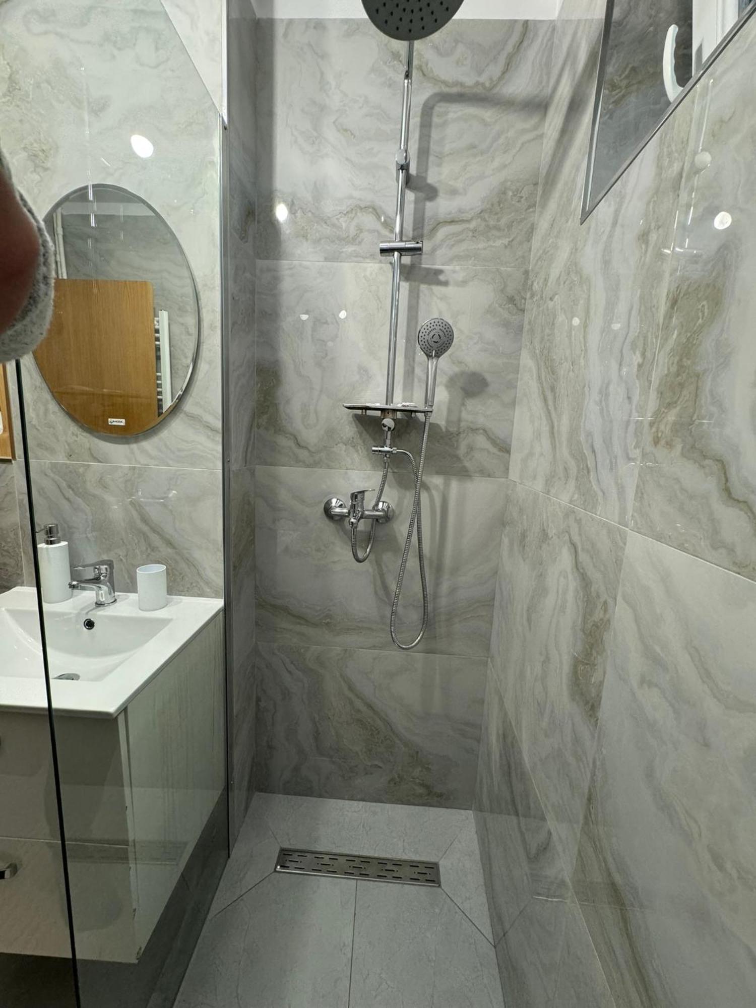 Apartament Central Râmnicu Vâlcea Esterno foto