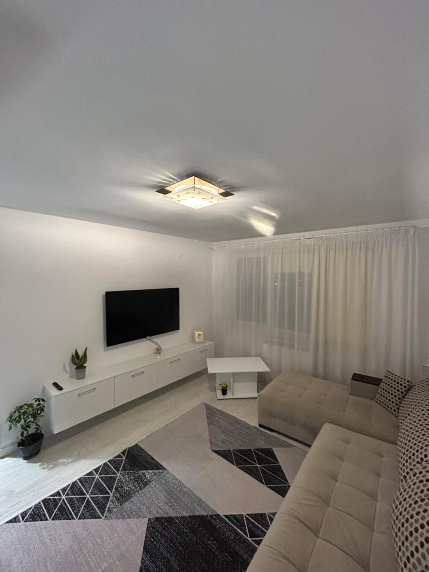 Apartament Central Râmnicu Vâlcea Esterno foto